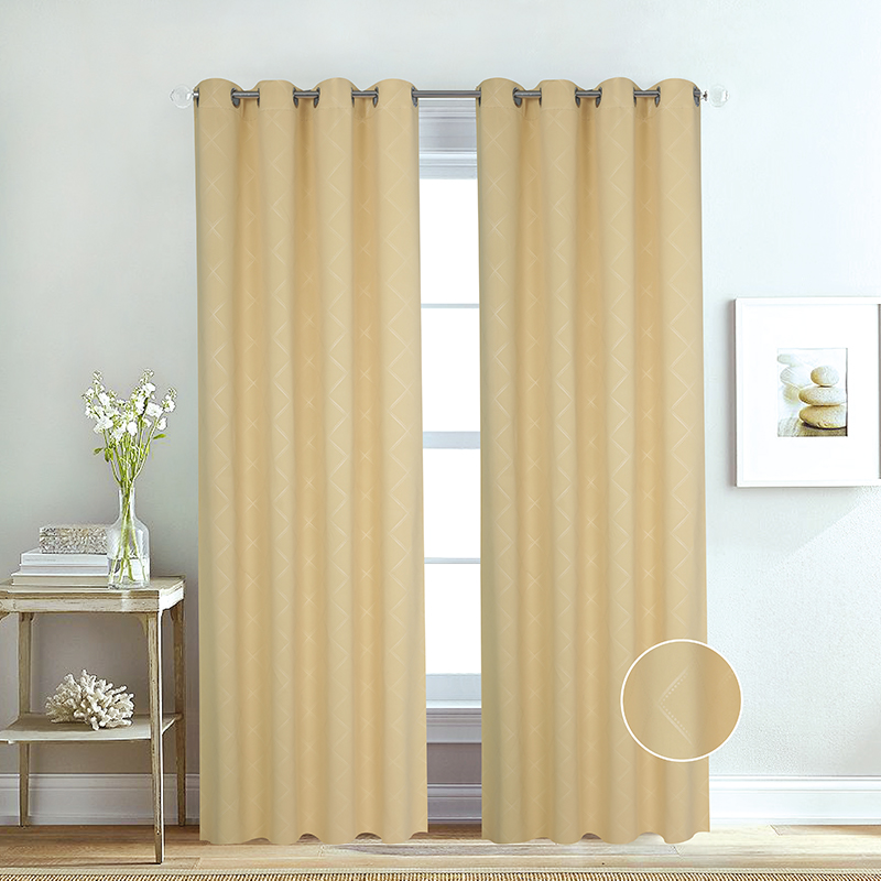 Cortinas opacas en relieve.